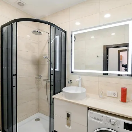 Pearl Premium 7 * Kiew